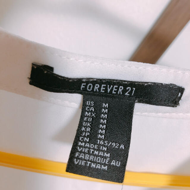 FOREVER 21(フォーエバートゥエンティーワン)のsunny様専用⭐シアーシャツ【FOREVER21】 レディースのトップス(シャツ/ブラウス(長袖/七分))の商品写真