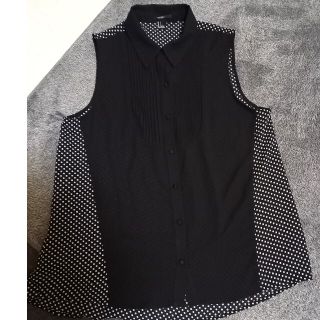 フォーエバートゥエンティーワン(FOREVER 21)のノースリーブシャツ(Tシャツ(半袖/袖なし))