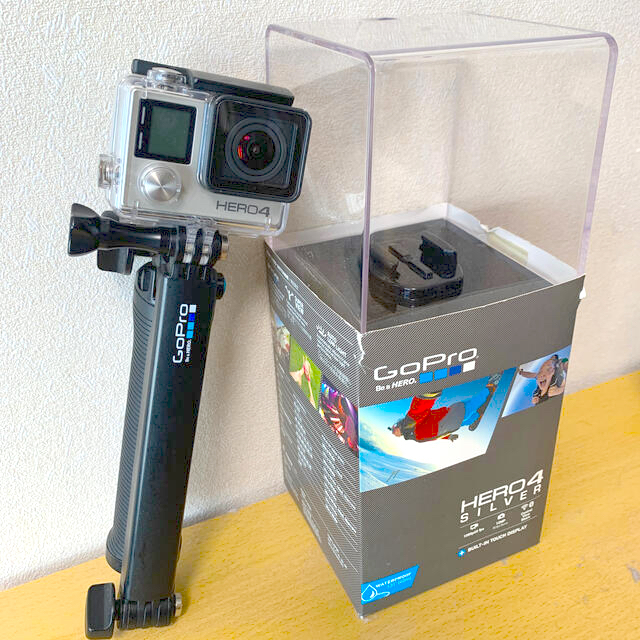 GoPro HERO4 silver バッテリー2個／自撮り棒スティック付きスマホ/家電/カメラ