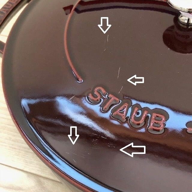 STAUB(ストウブ)の値下済【246】ストウブ  ブレイザーソテーパン 28cmマジョリカレッド インテリア/住まい/日用品のキッチン/食器(鍋/フライパン)の商品写真