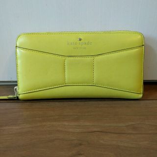 ケイトスペードニューヨーク(kate spade new york)の美品　レザー長財布(財布)