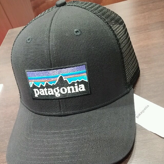 patagonia(パタゴニア)のパタゴニアメッシュキャップ新品 メンズの帽子(キャップ)の商品写真