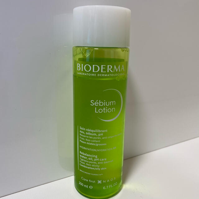 BIODERMA(ビオデルマ)のビオデルマ　セビウム　ローション　化粧水　200ml コスメ/美容のスキンケア/基礎化粧品(化粧水/ローション)の商品写真