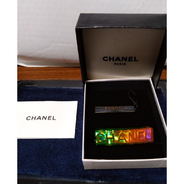 シャネル　CHANEL　レア　レインボー　バレッタレディース