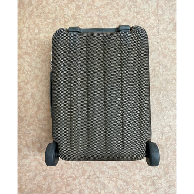 Samsonite(サムソナイト)のMarc Newson マークニューソン サムソナイト スーツケース 中古 レディースのバッグ(スーツケース/キャリーバッグ)の商品写真