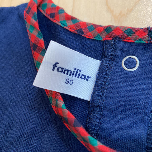 familiar(ファミリア)の美品♡ファミリア familiar 赤チェック フリル トップス 90cm キッズ/ベビー/マタニティのキッズ服女の子用(90cm~)(Tシャツ/カットソー)の商品写真