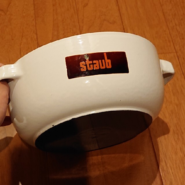 STAUB(ストウブ)のstaub ストウブ フォンデュ鍋 ホワイト インテリア/住まい/日用品のキッチン/食器(鍋/フライパン)の商品写真