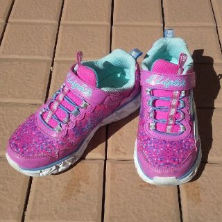 スケッチャーズ(SKECHERS)の☆SKECHERS 光るスニーカー☆(スニーカー)