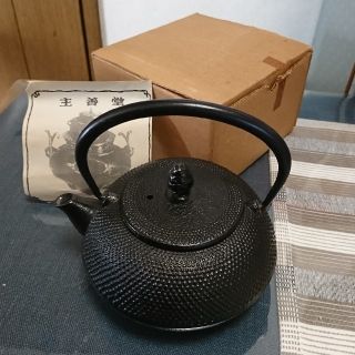 主善堂  南部鉄器  急須  黒 あられ(金属工芸)