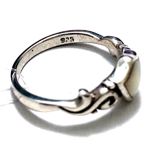 【9号】半額◆ホワイトシェルシールド紋章リング本物シルバー925 レディースのアクセサリー(リング(指輪))の商品写真