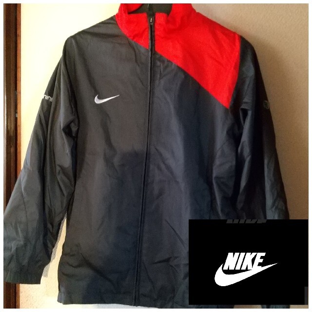 NIKE(ナイキ)の防寒！NIKEナイキ★Ｓ140~150上着！早い者勝ち！ キッズ/ベビー/マタニティのキッズ服男の子用(90cm~)(ジャケット/上着)の商品写真