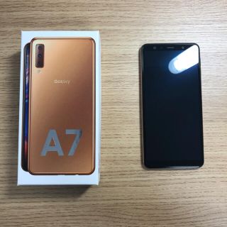 ギャラクシー(Galaxy)の【美品】Galaxy A7 ギャラクシー　ゴールド　64GB(スマートフォン本体)