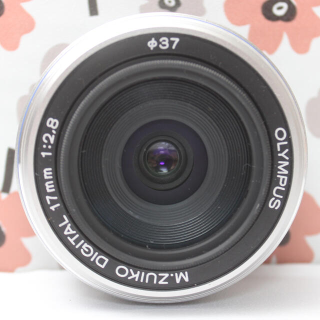 OLYMPUS(オリンパス)の❤️オリンパス 単焦点パンケーキレンズ❤️ スマホ/家電/カメラのカメラ(レンズ(単焦点))の商品写真