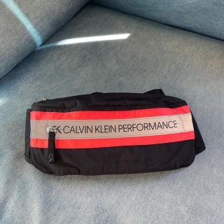 カルバンクライン(Calvin Klein)のCalvin Klein ボディバッグ(ウエストポーチ)