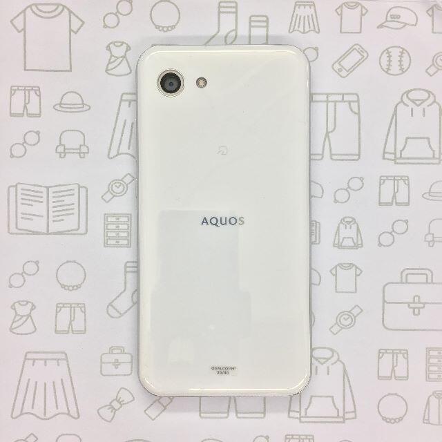 AQUOS(アクオス)の【B】701SH/AQUOS R compact/353476091218383 スマホ/家電/カメラのスマートフォン/携帯電話(スマートフォン本体)の商品写真