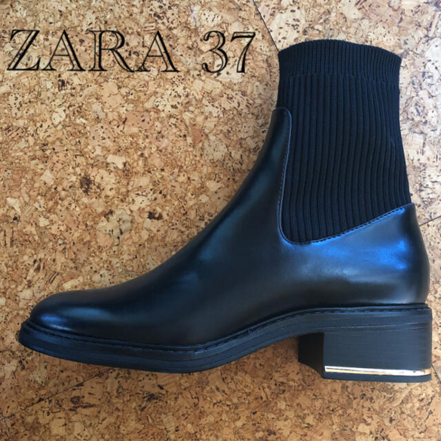 ZARA ソックス付きフラットショートブーツ　37