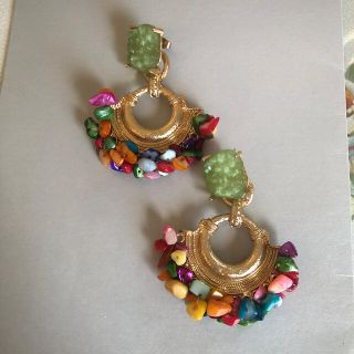 ピアス(ピアス)