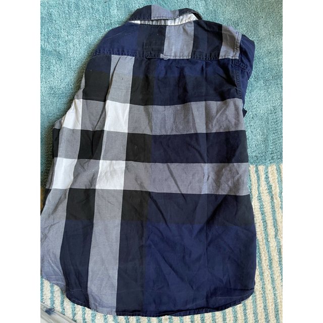 BURBERRY(バーバリー)のたか様専用　　バーバリ　赤と青　長く袖 キッズ/ベビー/マタニティのキッズ服男の子用(90cm~)(Tシャツ/カットソー)の商品写真