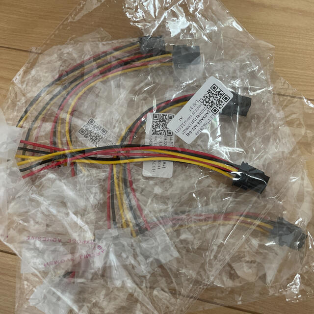 専用出品。SATA2->6pin 5本。ペリフェラル2->6pin 5本