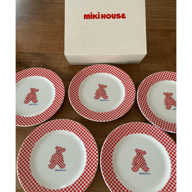 mikihouse(ミキハウス)のmiki house ミキハウス　陶器プレートセット5枚組　新品未使用 インテリア/住まい/日用品のキッチン/食器(食器)の商品写真