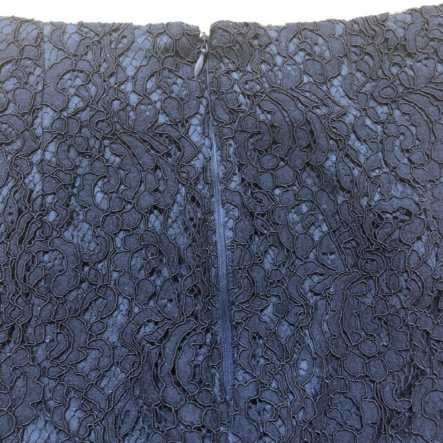 GU(ジーユー)のジーユー レースタイトスカート レディースのスカート(ひざ丈スカート)の商品写真