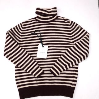 モンクレール(MONCLER)の新品同様 モンクレール タートルネック ニット サイズL(ニット/セーター)