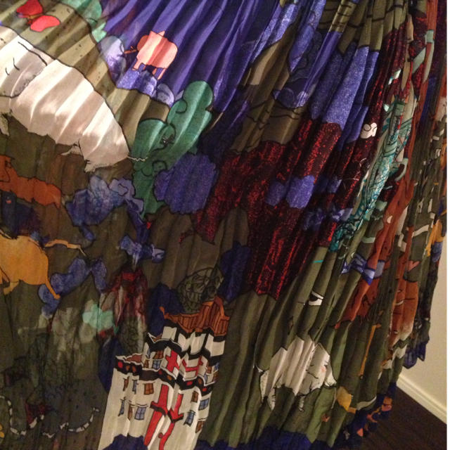 TSUMORI CHISATO(ツモリチサト)のツモリチサト☆シルクプリーツスカート レディースのスカート(ひざ丈スカート)の商品写真
