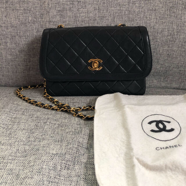 CHANEL ミニマトラッセ ショルダーバッグバッグ