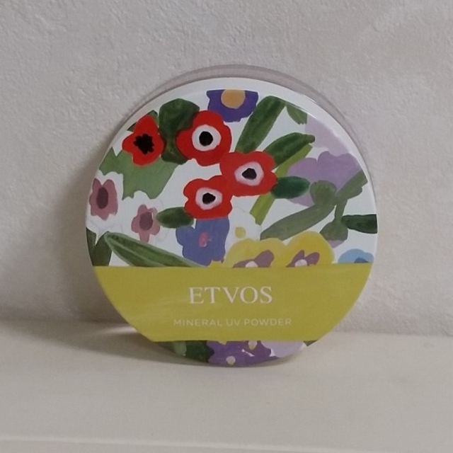 ETVOS(エトヴォス)のエトヴォス ミネラルUVパウダーVI コスメ/美容のベースメイク/化粧品(フェイスパウダー)の商品写真