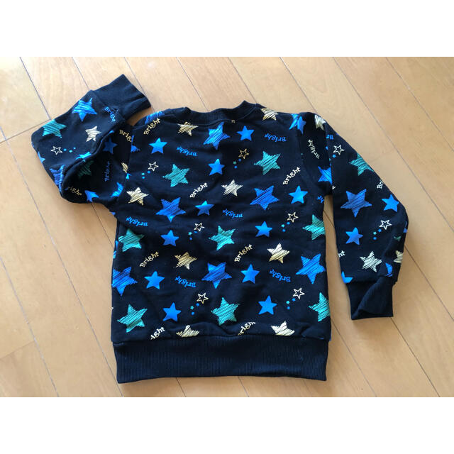 トレーナー　110センチ キッズ/ベビー/マタニティのキッズ服男の子用(90cm~)(Tシャツ/カットソー)の商品写真