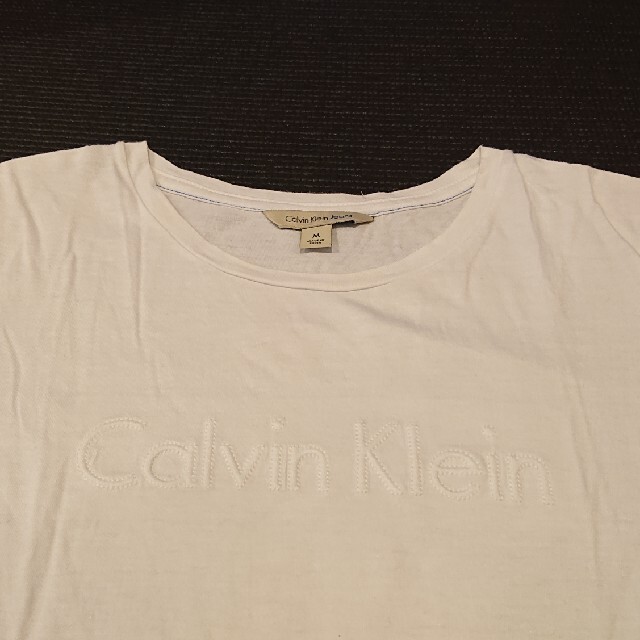 Calvin Klein(カルバンクライン)の未使用カルバンクライン レディース Tシャツ トップス 白 ホワイト M 美品 レディースのトップス(Tシャツ(半袖/袖なし))の商品写真