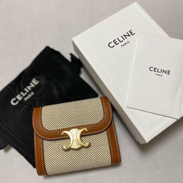 再値下げ！【美品】CELINEフラップウォレット(トリオンフ) ホワイト/ タン