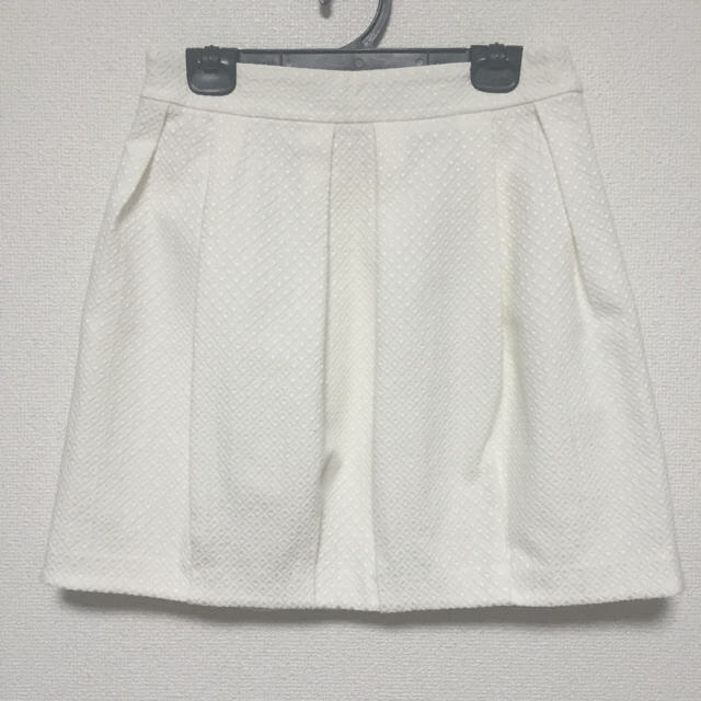 Spick & Span(スピックアンドスパン)の美品 Spick&Span ホワイト ミニスカート レディースのスカート(ミニスカート)の商品写真