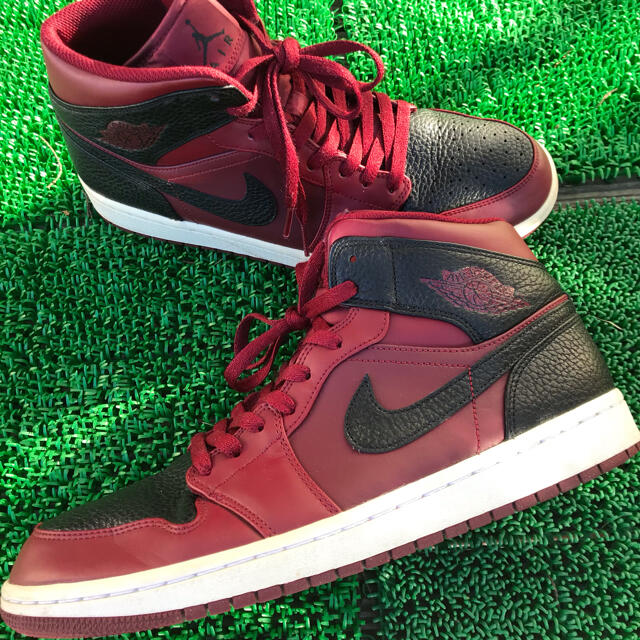 NIKE(ナイキ)のNIKE AIR JORDAN1 MID 29cm メンズの靴/シューズ(スニーカー)の商品写真