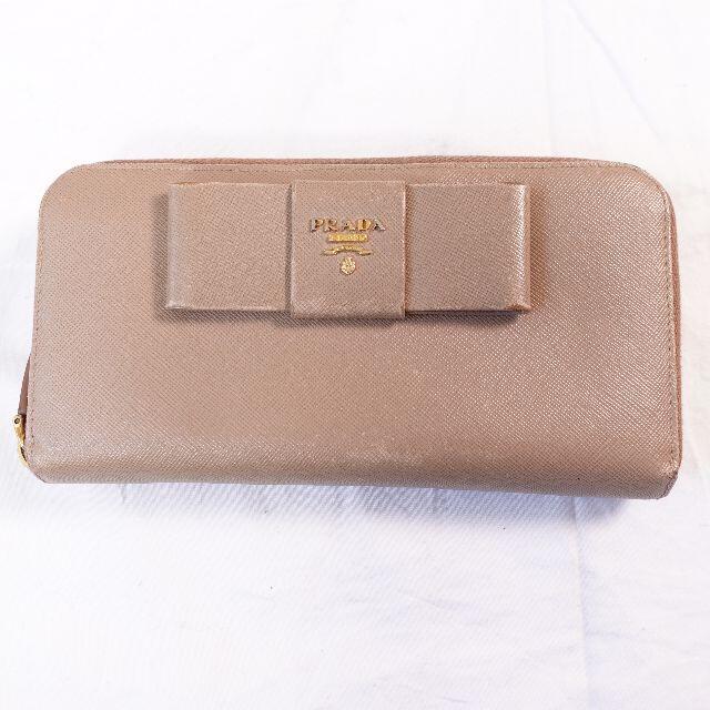 PRADA(プラダ)の■PRADA　財布　ベージュ　レディース レディースのファッション小物(財布)の商品写真