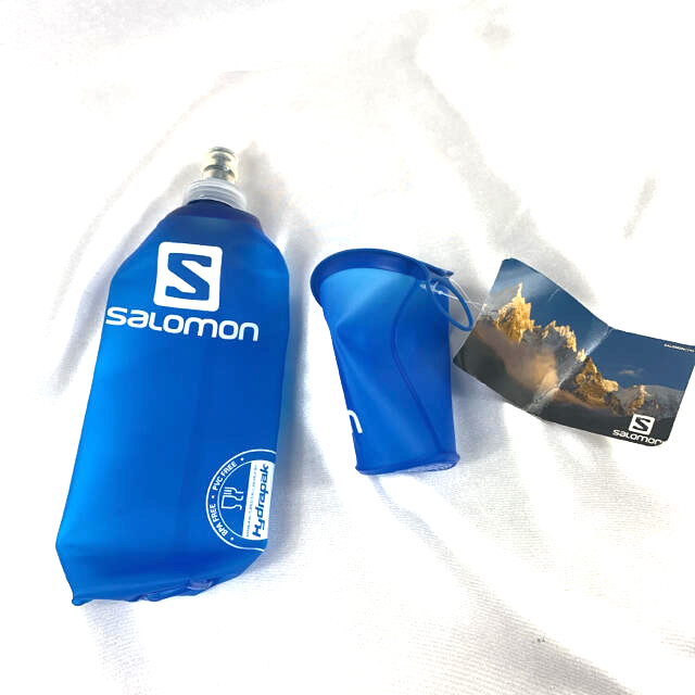 SALOMON(サロモン)のサロモン SALOMON ソフトフラスコ 500ml＆ソフトカップ 150ml スポーツ/アウトドアのランニング(その他)の商品写真