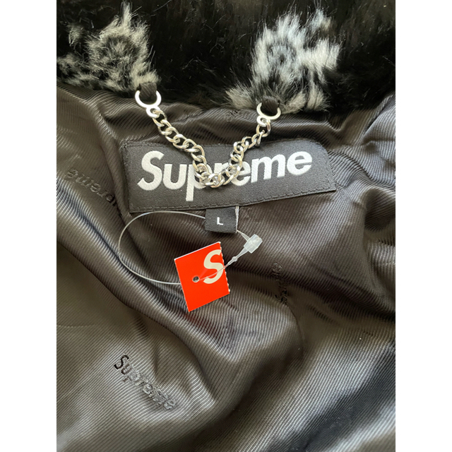 Supreme(シュプリーム)のSUPREME Bandana Faux Fur Bomber Jacket メンズのジャケット/アウター(ブルゾン)の商品写真