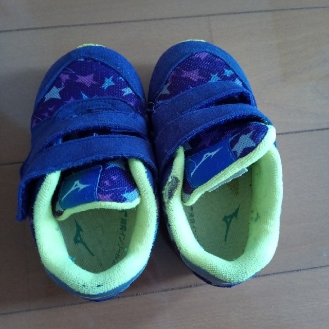 MIZUNO(ミズノ)のミズノの靴 15.0 cm キッズ/ベビー/マタニティのベビー靴/シューズ(~14cm)(スニーカー)の商品写真