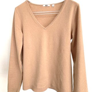 ユニクロ(UNIQLO)のカシミヤ　Ｖネック　セーター　ユニクロ　UNIQLO ベージュ　レディース　S(ニット/セーター)