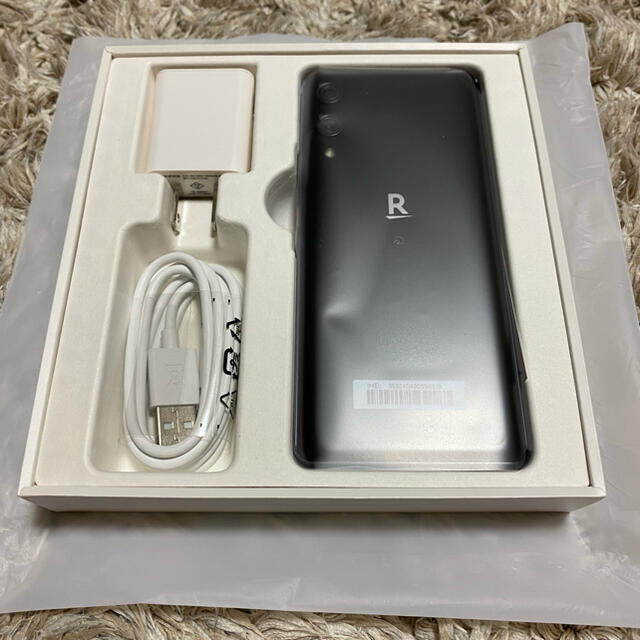 Rakuten(ラクテン)のあい様専用　Rakuten Hand Black ★1000円クーポン利用可能★ スマホ/家電/カメラのスマートフォン/携帯電話(スマートフォン本体)の商品写真