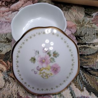 ウェッジウッド(WEDGWOOD)の小物入れ　ウエッジウッド　ミラベル　　未使用　(小物入れ)