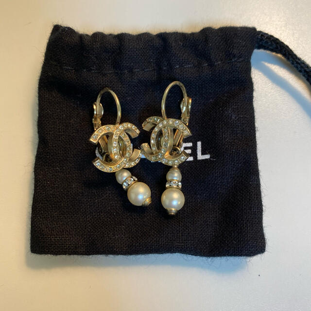 CHANEL  シャネル　パールピアス