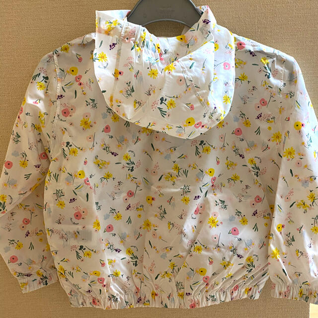 PETIT BATEAU(プチバトー)のプチバトー ウィンドブレーカー 95cm 女の子 キッズ/ベビー/マタニティのキッズ服女の子用(90cm~)(ジャケット/上着)の商品写真