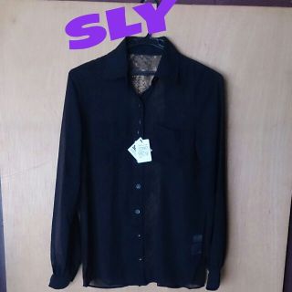 スライ(SLY)の値下げ！新品タグ付☆SLYｼﾌｫﾝSH(シャツ/ブラウス(長袖/七分))