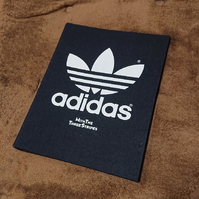 adidas(アディダス)のなった様 adidas バインダー インテリア/住まい/日用品の文房具(ファイル/バインダー)の商品写真