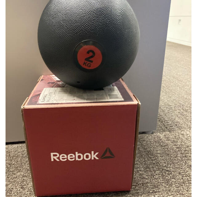 Reebok(リーボック)のリーボック　スラムボール 2kg スポーツ/アウトドアのトレーニング/エクササイズ(トレーニング用品)の商品写真