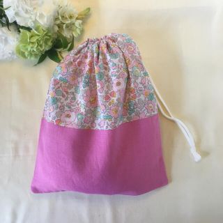 かわいい♡リバティ　シンプル巾着（小）コップ袋　柄名…ベッツィ✴︎ハンドメイド(バッグ/レッスンバッグ)