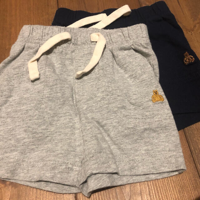 babyGAP(ベビーギャップ)のブラナンベア ショートパンツ 2枚セット キッズ/ベビー/マタニティのベビー服(~85cm)(パンツ)の商品写真