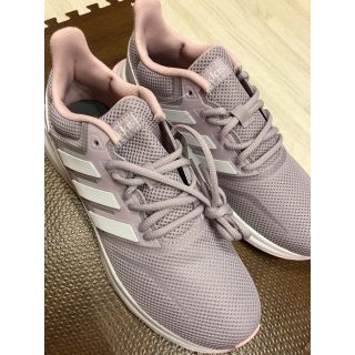 アディダス(adidas)の軽くておすすめです⭐ adidas スニーカー(スニーカー)