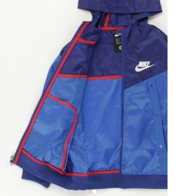 NIKE(ナイキ)の新品未使用　NIKE　ナイロンジャケット キッズ/ベビー/マタニティのキッズ服男の子用(90cm~)(ジャケット/上着)の商品写真